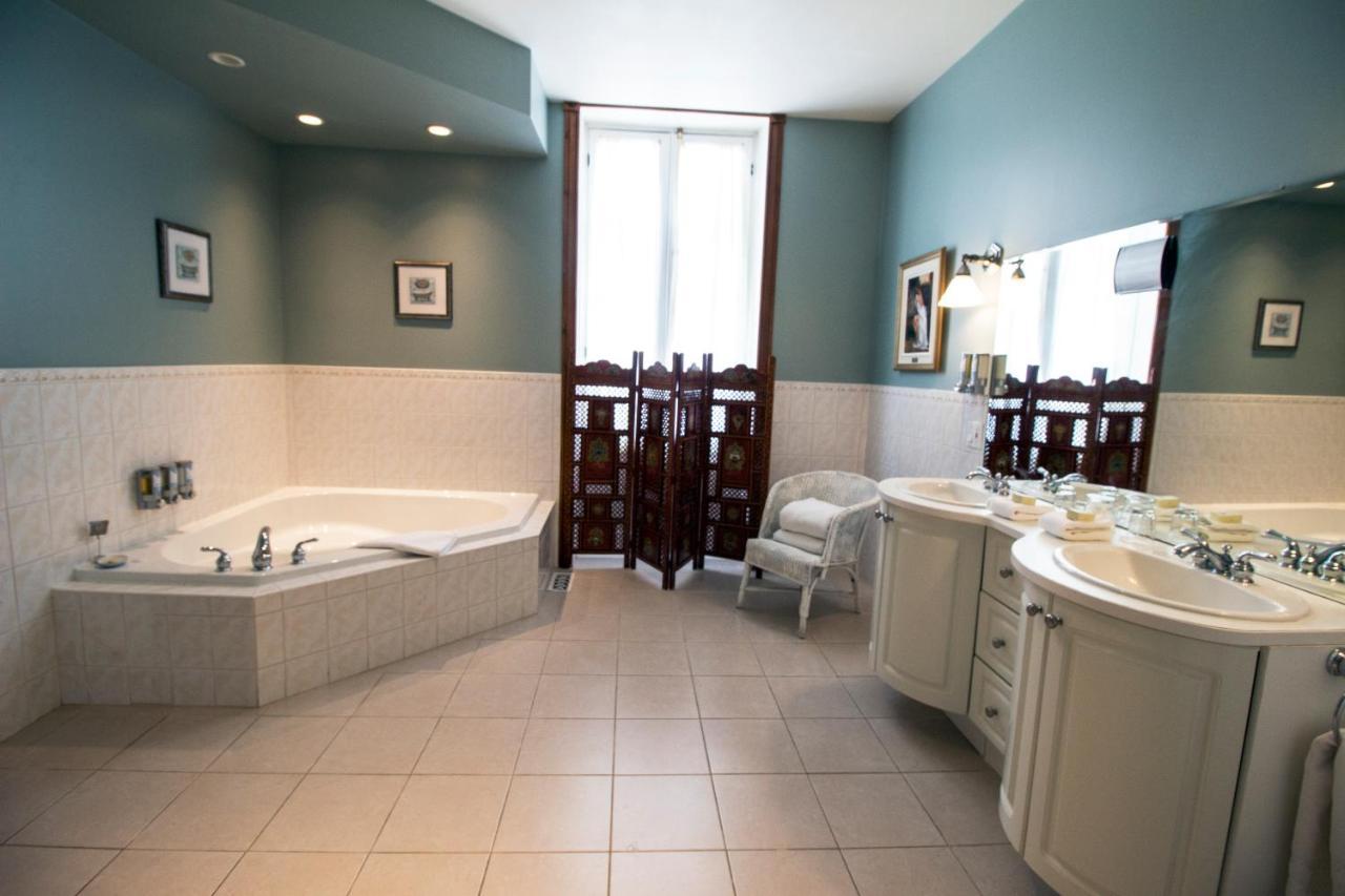 Ste. Anne'S Spa Grafton Buitenkant foto